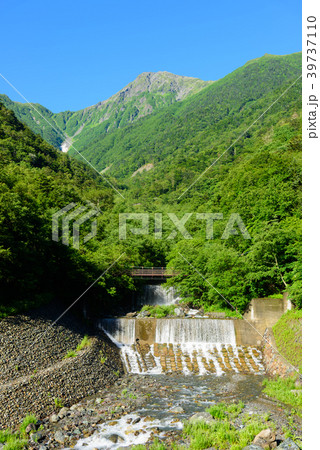 南アルプス　広河原から望む北岳 39737110