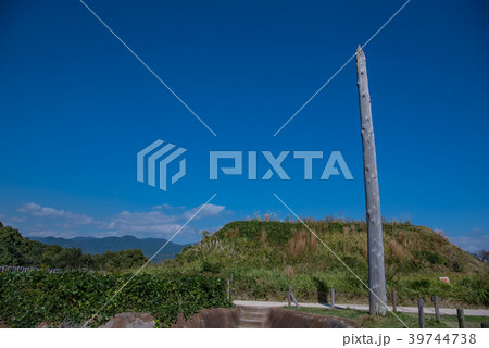 吉野ヶ里遺跡　吉野ヶ里歴史公園　北墳丘墓の立柱 39744738
