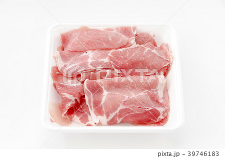 豚肩ロース薄切り 豚肩ロース薄切り 39746183