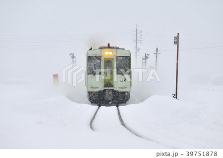 雪の飯山線 39751878