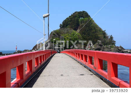 白山島（東北の江ノ島） 39753920