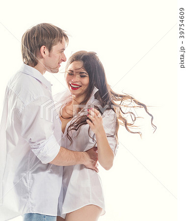 Young couple hugging Young couple hugging 39754609