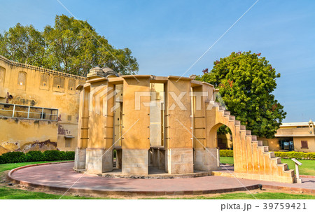 Architectural astronomical instruments at Jantar 39759421