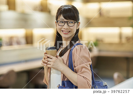 ビジネス 女性 ビジネス 女性 39762257