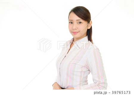 微笑む女性 微笑む女性 39765173