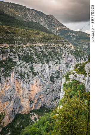 Beautiful landscape of the Gorges Du Verdon 39770928