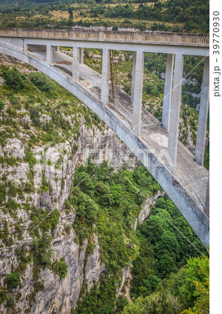 The bridge of the Artuby River, Verdon Gorge The bridge of the Artuby River, Verdon Gorge 39770930