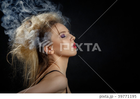 smoke on head 39771195