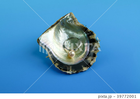 あこや貝と真珠の指輪 39772001