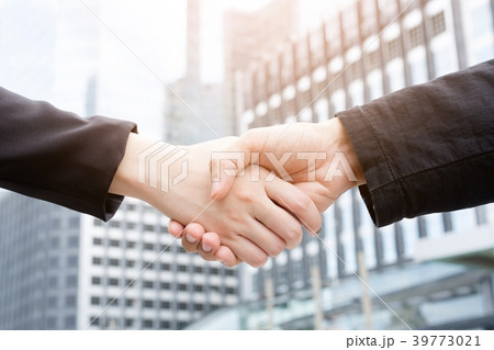 Good deal. Close-up of handshaking. Good deal. Close-up of handshaking. 39773021