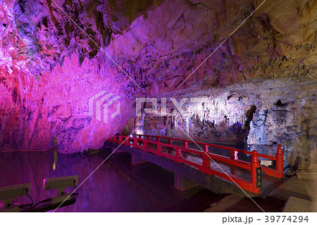 満奇洞　竜宮橋（岡山県新見市） 39774294