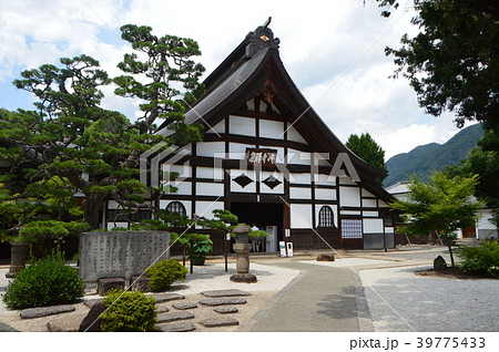 恵林寺の「庫裡」(山梨県甲州市塩山小屋敷2280) 恵林寺の「庫裡」(山梨県甲州市塩山小屋敷2280) 39775433