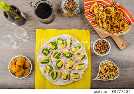 New Year's Eve meal celebration New Year's Eve meal celebration 39777584