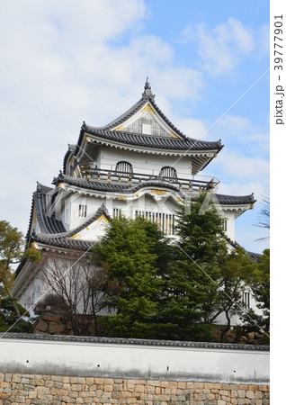 岸和田城の天守閣（大阪府岸和田市岸城町） 39777901