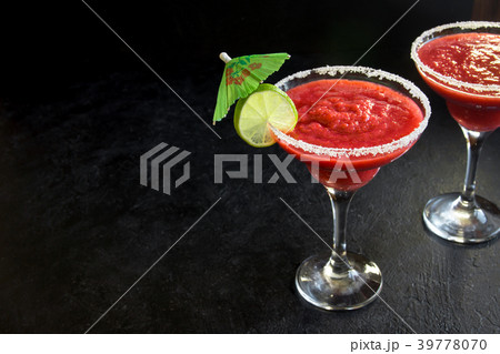 Strawberry Margarita Cocktail Strawberry Margarita Cocktail 39778070