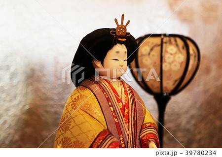 お雛さま・お内裏さま(女雛) 39780234