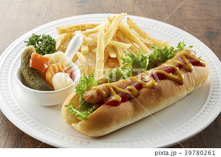 ホットドッグ　(hot dog) 39780261