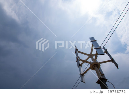 Vertical type wind power turbine for little home Vertical type wind power turbine for little home 39788772