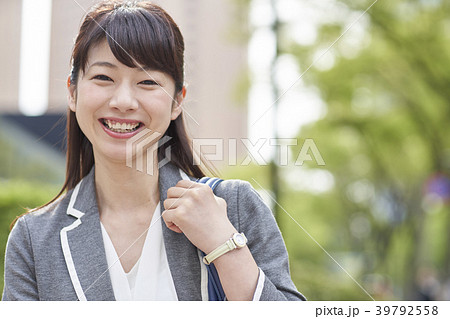 ビジネス　女性 39792558