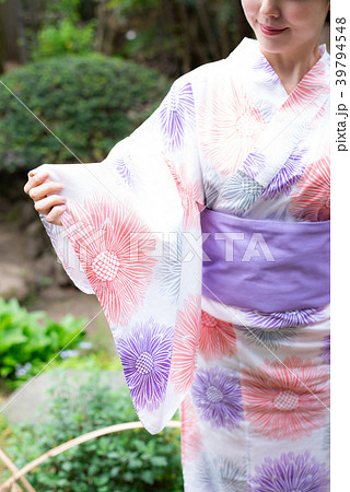 浴衣 女性の写真素材