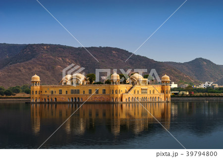 Jal Mahal, The water palace in Jaipur, India. 39794800