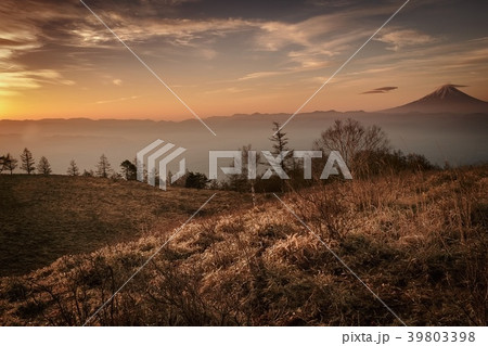 富士の朝焼け 39803398