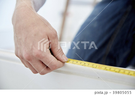 37169 39805055