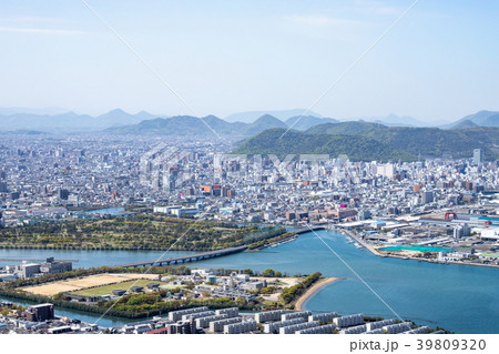 高松市市街地、詰田川河口 39809320