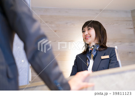 受付 フロント 窓口 受付 フロント 窓口 39811123
