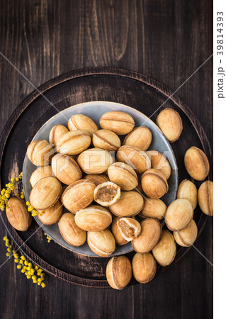 Nuts from short pastry with boiled condensed milk Nuts from short pastry with boiled condensed milk 39814393