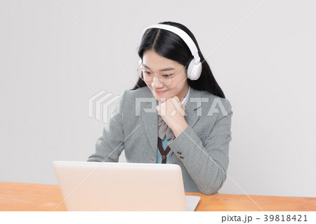 高校生 女性 女 39818421