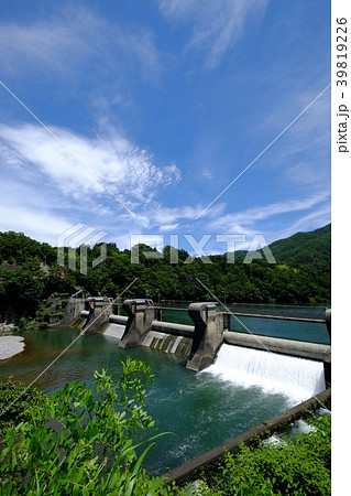 南向発電所取水堰堤(広角縦) 南向発電所取水堰堤(広角縦) 39819226