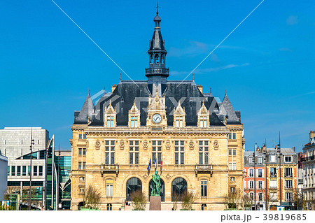 Mairie de Vincennes, the town hall of Vincennes Mairie de Vincennes, the town hall of Vincennes 39819685
