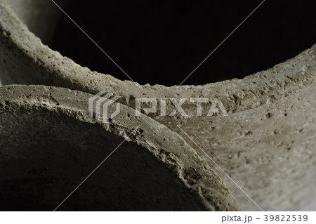 Concrete cement gray pots 39822539