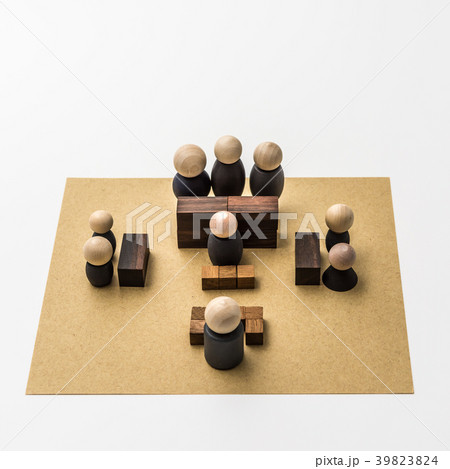 小人 小人 39823824