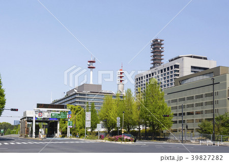 霞が関交差点から警視庁方向の写真素材 3972