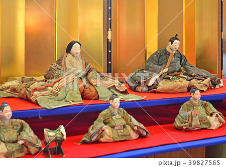 岩槻散歩：久伊豆神社　御神札所・奉納ひな人形 39827565