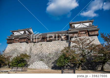 愛媛県　秋の松山城　本丸 39827666