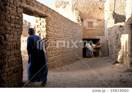 35840 35840 39829060