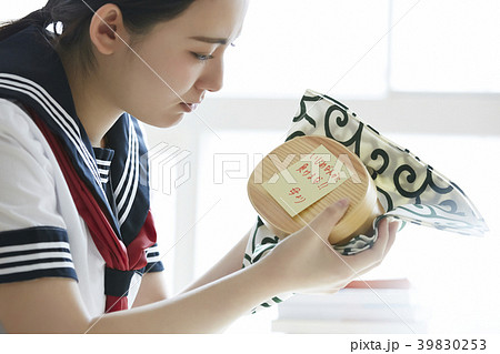 女子高生 いじめ 女子高生 いじめ 39830253