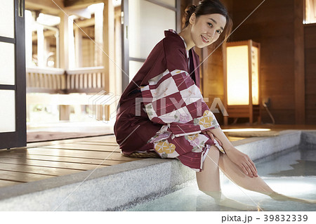 温泉旅行 女子一人旅
温泉旅行 女子一人旅
39832339
