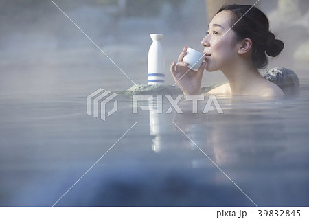 温泉 女性ポートレート 温泉 女性ポートレート 39832845