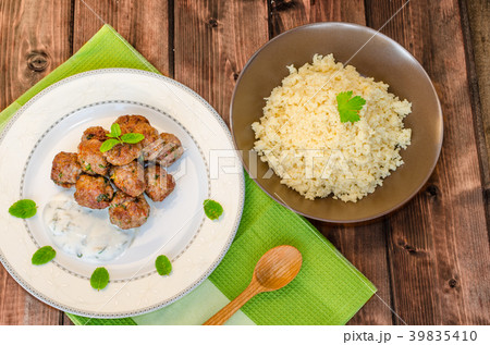 Beef meatballs with cilantro 39835410