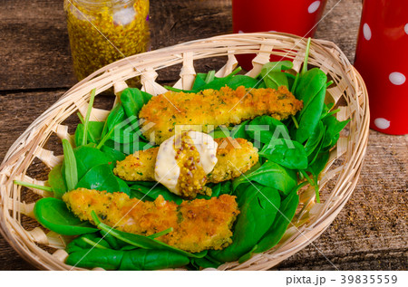 Chicken goujons 39835559