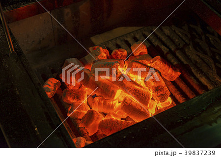 炭火の火力 39837239
