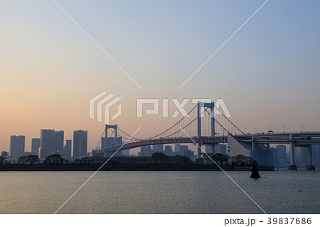 [東京都]　都内　夕陽　夕暮れ 39837686