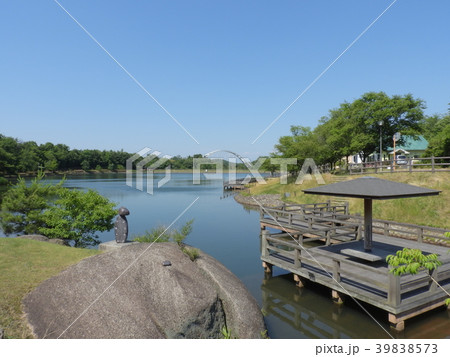 杉焼池 ( 2017年6月 岐阜県土岐市 道の駅「土岐美濃焼街道」「どんぶり会館」周辺) 39838573