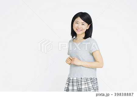 若い女性のポートレート 若い女性のポートレート 39838887