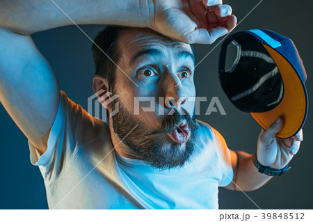 The surprised and screaming man The surprised and screaming man 39848512