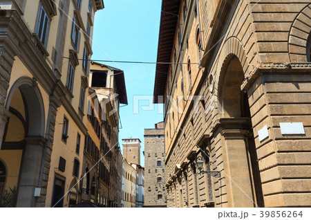 Florence street view, Tuscany, Italy Florence street view, Tuscany, Italy 39856264